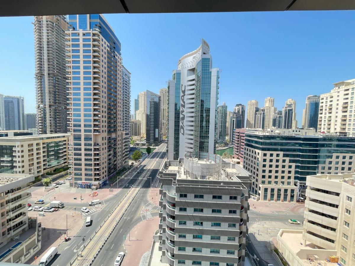 Private Gorgeous Room With Marina View With Shared Kitchen In Shared Apartment Dubai Esterno foto