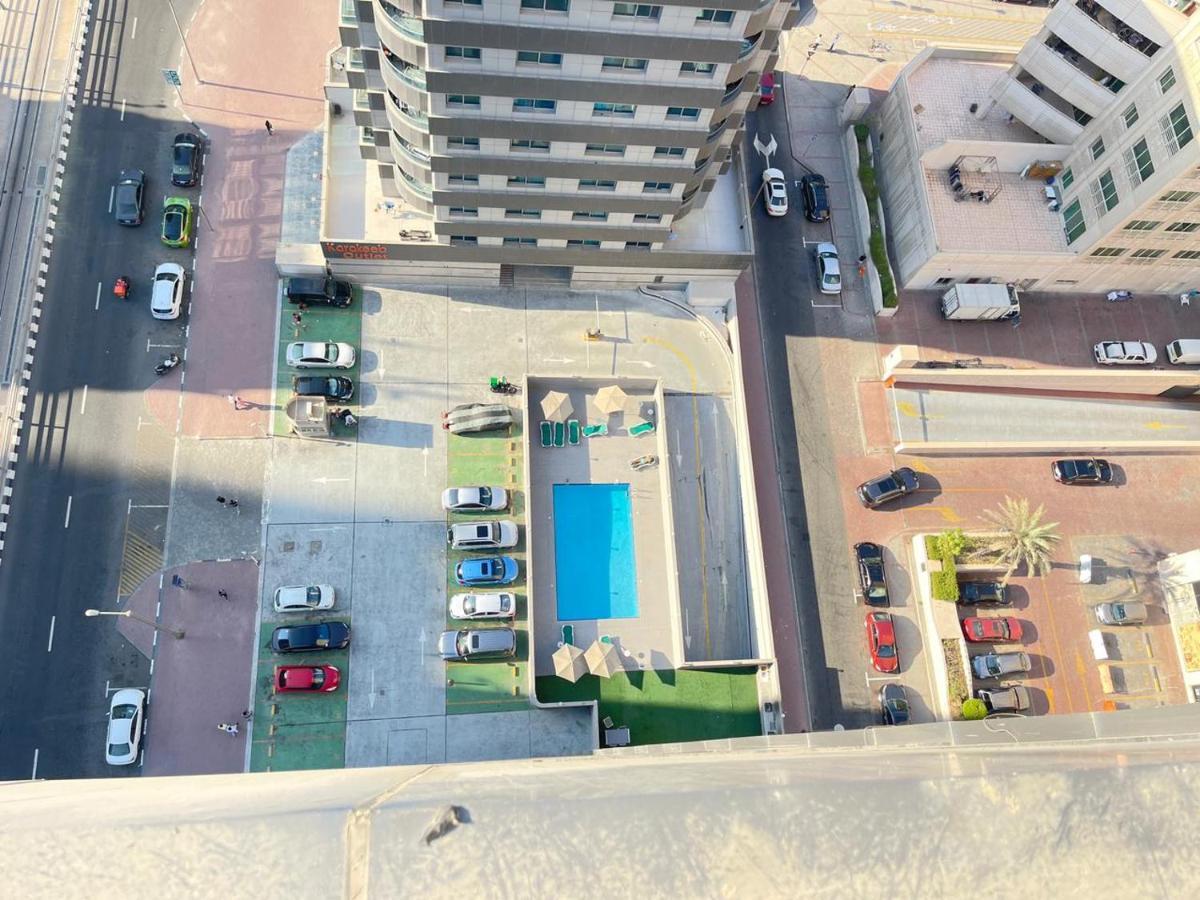 Private Gorgeous Room With Marina View With Shared Kitchen In Shared Apartment Dubai Esterno foto