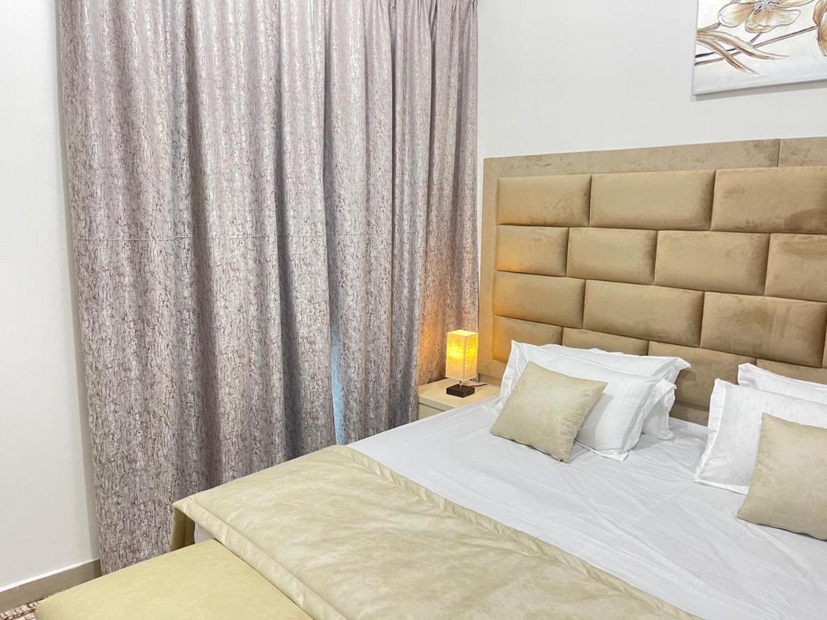 Private Gorgeous Room With Marina View With Shared Kitchen In Shared Apartment Dubai Esterno foto