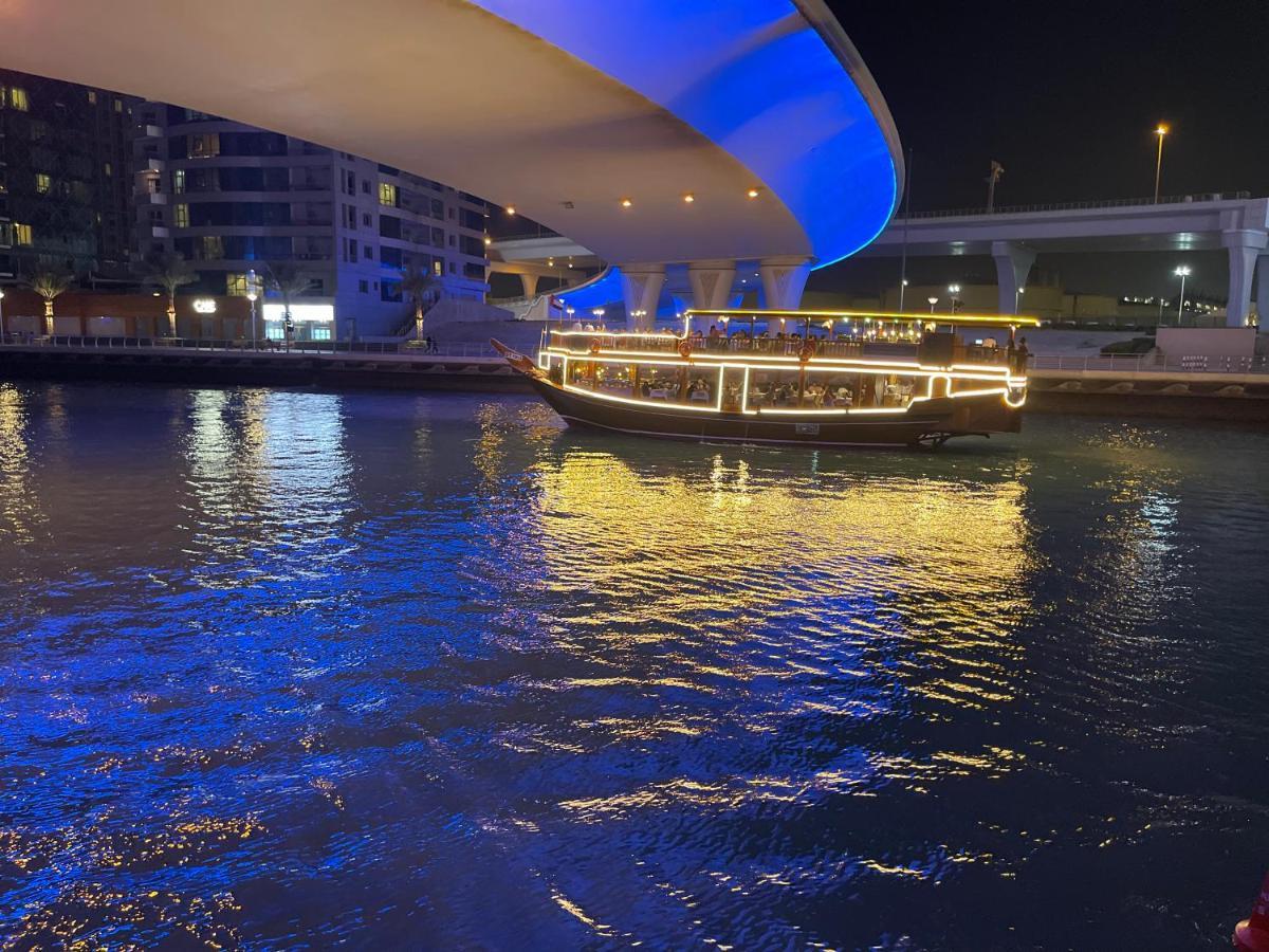 Private Gorgeous Room With Marina View With Shared Kitchen In Shared Apartment Dubai Esterno foto